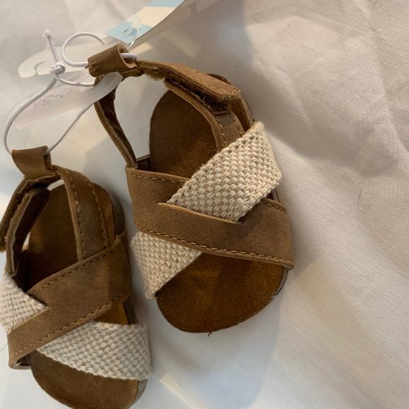 Cat & Jack Sandals NWT 0-3M and Carter's Mary Jane Shoes 3-6M - Picture 4 of 10